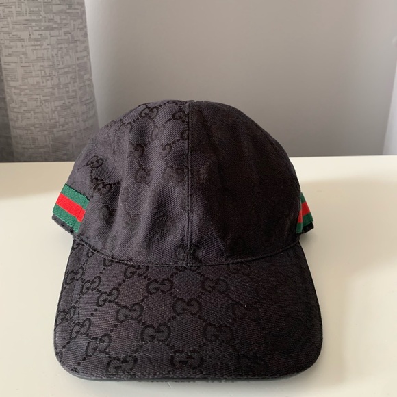 GUCCI BLACK CANVAS BASEBALL HAT WITH WEB [AUTHENTIC] - Picture 3 of 12